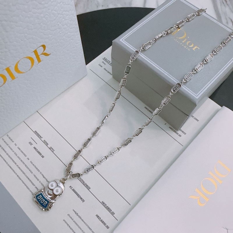 chr1st1an D10r necklaces